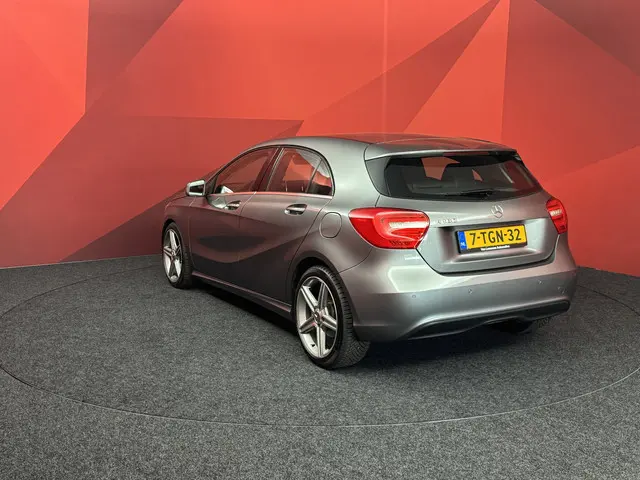 Mercedes-Benz A-Klasse 180 2014 Benzine 16