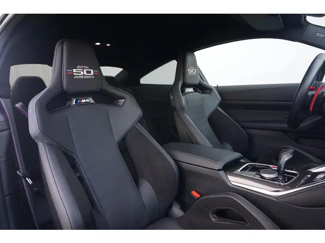 BMW M4 xDrive Competition Coupé 2023 Benzine 13