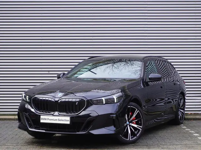 BMW i5 Touring eDrive40 2026 Elektrisch 32