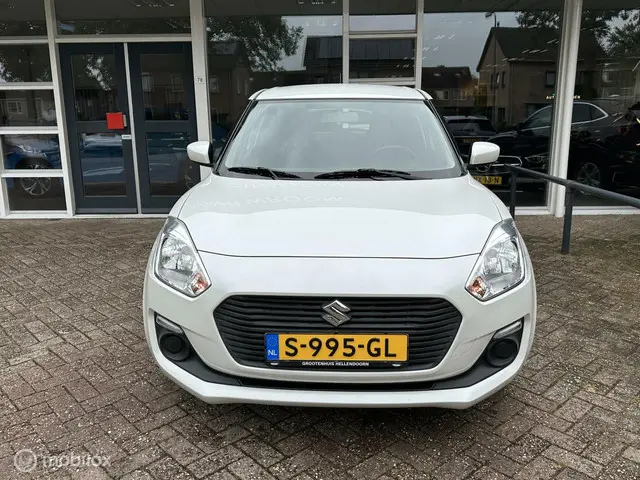 Suzuki Swift 2