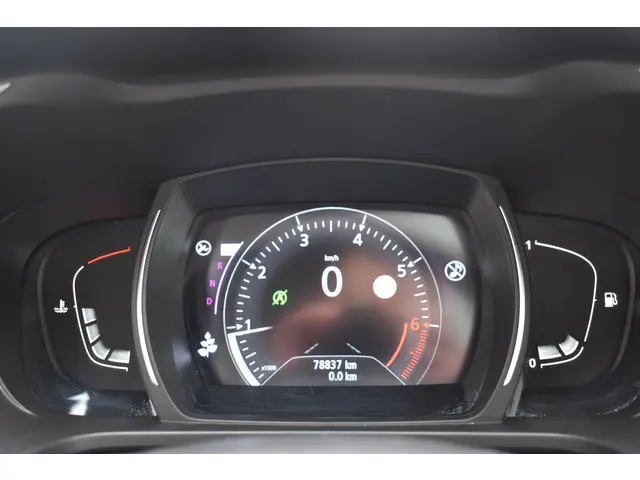 Renault Kadjar TCe 140 EDC Intens 2018 Benzine 16