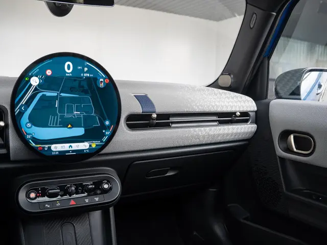MINI 5-Deurs Cooper C 2024 Benzine 11