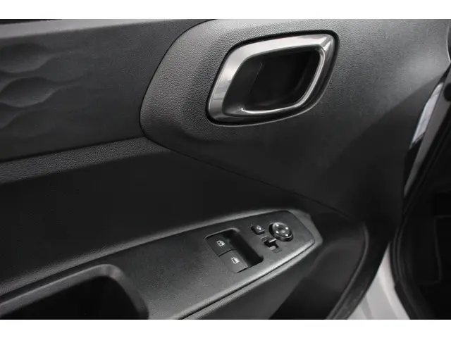 Hyundai i10 1.0 Comfort Automaat 5-zits 2024 Benzine 11