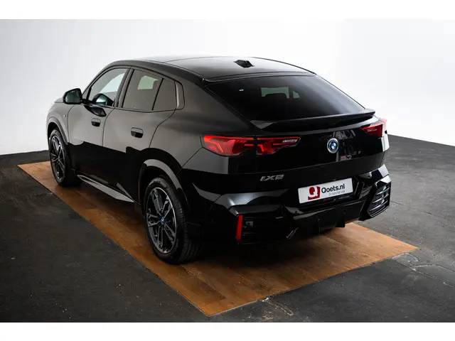 BMW iX2 xDrive30 67 kWh 2024 Elektrisch 35