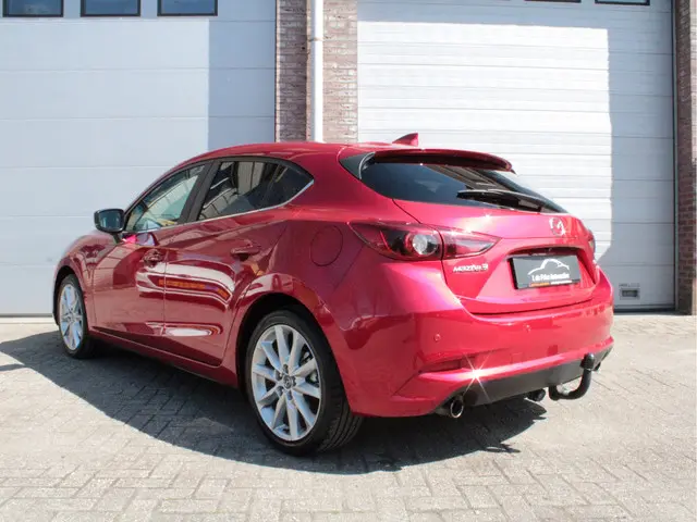 Mazda 3 2.0 SkyActiv-G 120 GT-M 2018 Benzine 7