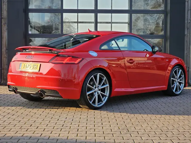 Audi TT 1.8 TFSI Pro Line S-line Sport 2016 Benzine 4