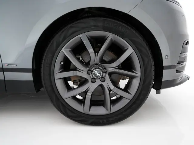 Land Rover Range Rover Velar 3.0 V6 AWD HSE 2017 Diesel 32