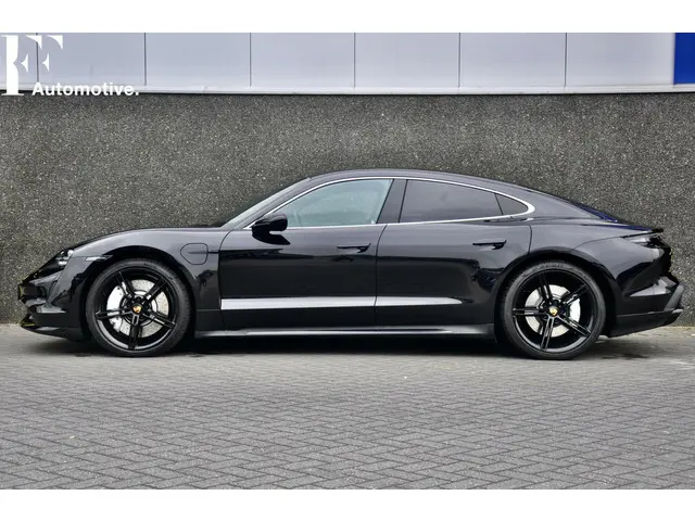 Porsche Taycan Turbo |ACC|PANO|BOSE|BTW Auto 2021 Elektrisch 13