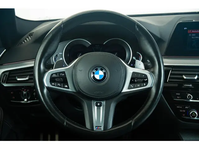 BMW 5 Serie 530d High Executive 2020 Diesel 30
