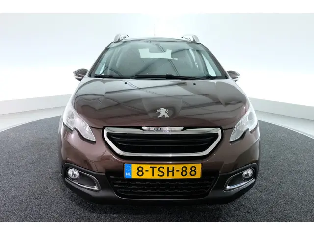 Peugeot 2008 1.2 VTi Active Pack Premium 2014 Benzine 13