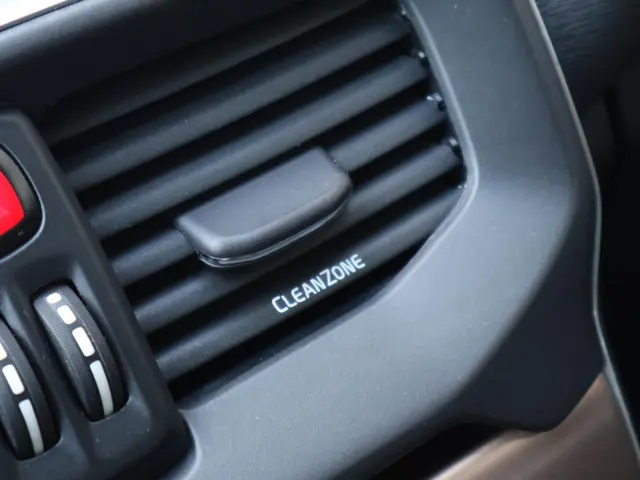 Volvo V40 Cross Country T3 Nordic+ 2017 Benzine 37