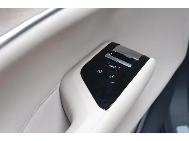 Volvo EX90 Twin Motor Ultra 7p. 111 kWh 2025 Elektrisch 35