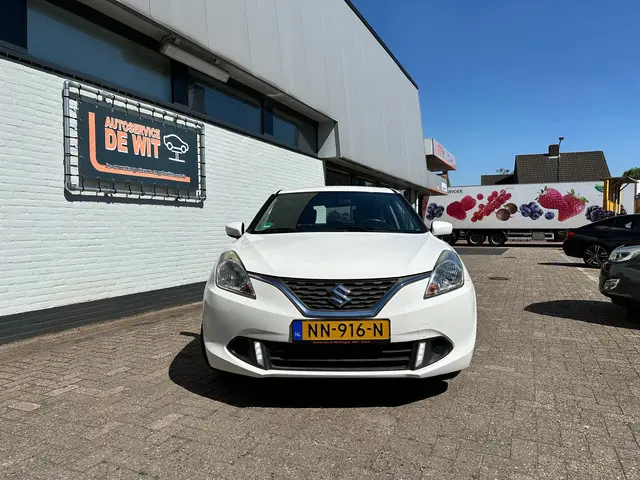 Suzuki Baleno 1.2 Exclusive automaat 2016 Benzine 3