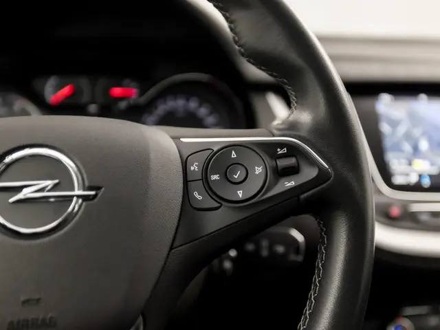 Opel Grandland X 1.2 Turbo Sport 2021 Benzine 18