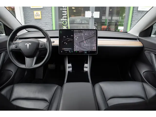 Tesla Model 3 Long Range AWD 75 kWh 2019 Elektrisch 21