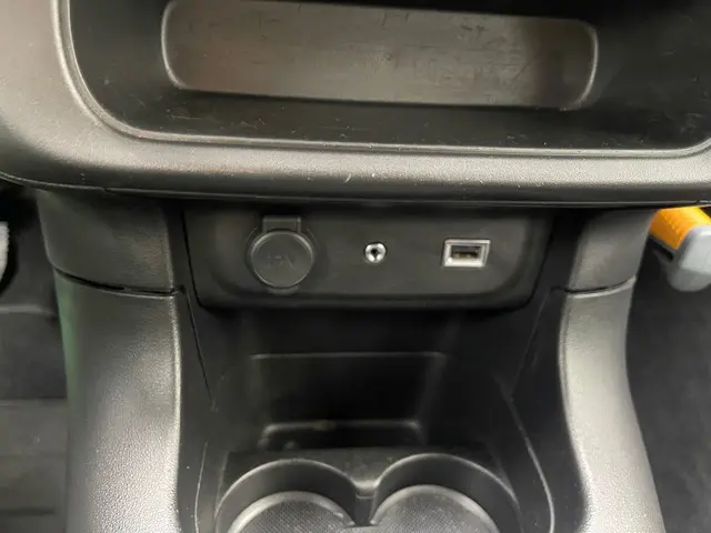 Citroën C3 1.2 PureTech Feel Airco Carplay 2017 Benzine 17