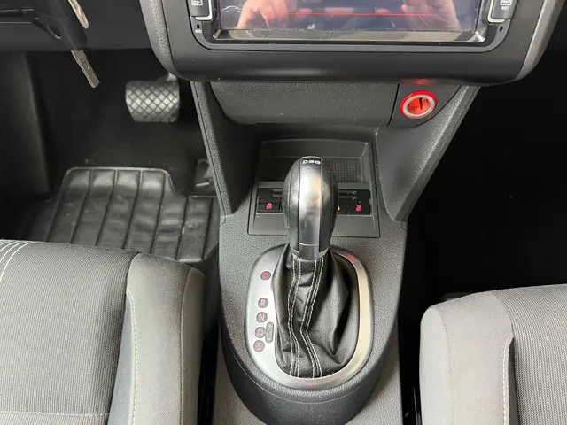 Volkswagen Touran 1.4 TSI Highline 7p. 2012 Benzine 19