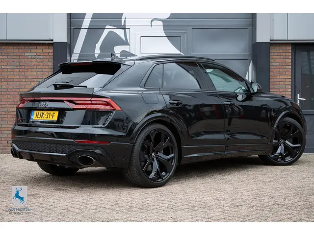 Audi Q8 4.0 TFSI RS Q8 quattro 2024 Benzine 3