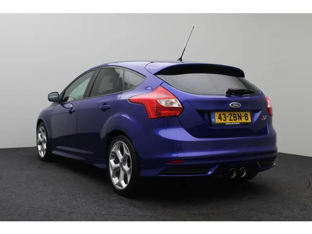 Ford Focus 2.0 EcoBoost ST-2 2012 Benzine 7