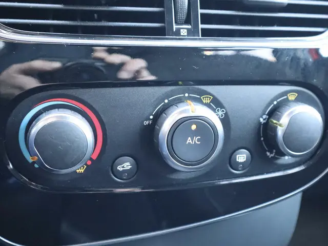 Renault Clio Estate 0.9 TCe Limited 2018 Benzine 11