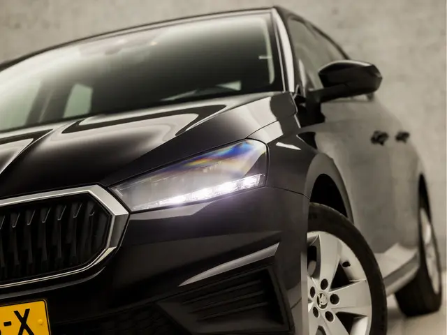 Škoda Fabia 1.0 TSI Sport 2022 Benzine 16