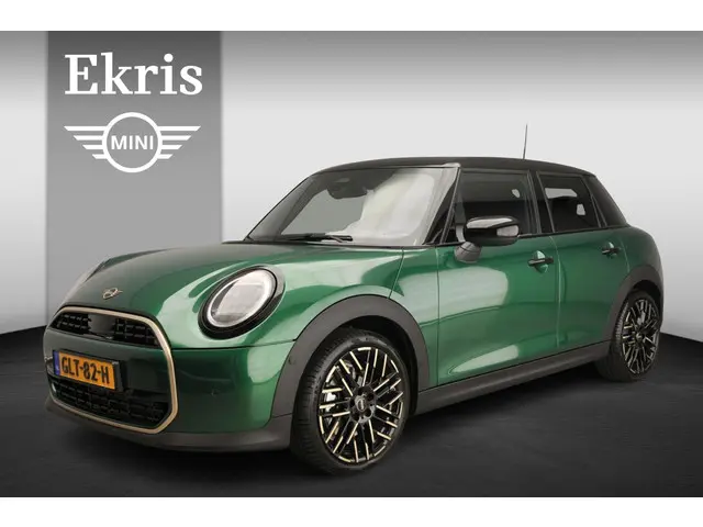 MINI 5-Deurs Cooper C 2024 Benzine