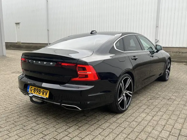 Volvo S90 2.0 T4 Inscription 2018 Benzine 70