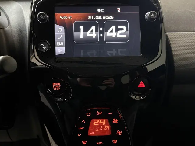 Peugeot 108 1.0 e-VTi Allure 2018 Benzine 14