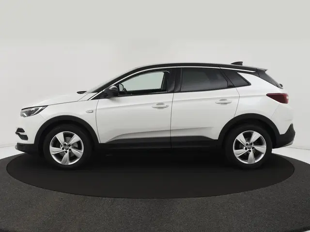 Opel Grandland X 1.2 Turbo 130pk Innovation 2019 Benzine 3