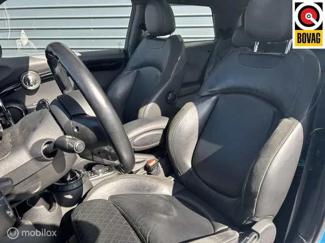 MINI Cooper Mini 1.5 Chili Business 2015 Benzine 18