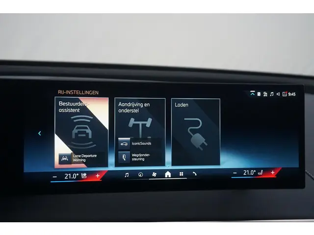 BMW iX xDrive40 2023 Elektrisch 28