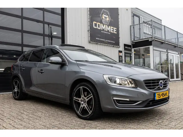 Volvo V60 2.0 T4 190PK Summum 2016 Benzine 7