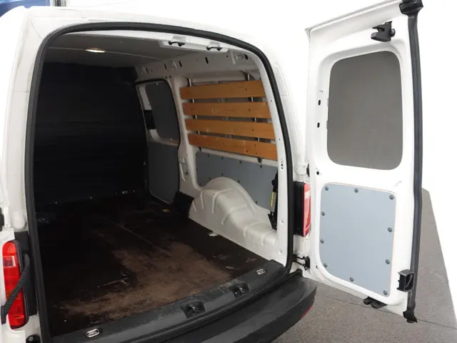 Volkswagen Caddy 2.0 TDI Automaat L2H1 Maxi 2017 Diesel 7