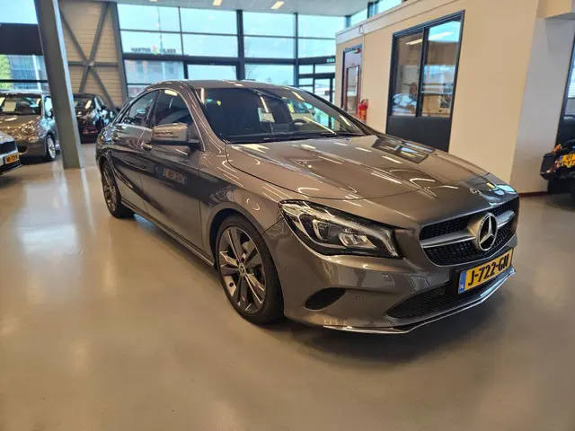 Mercedes-Benz CLA 180 Prestige 2019 Benzine 2