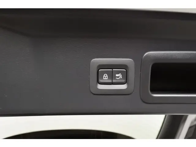 Mazda CX-30 2.0 e-X 186pk Homura 2024 Benzine 12