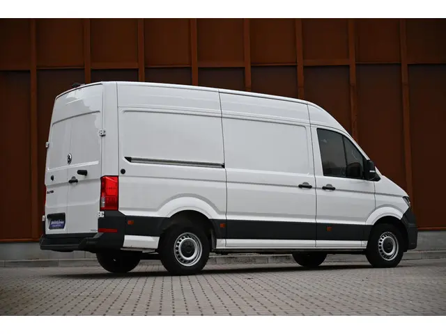 Volkswagen Crafter 2.0 TDI L3H3 2023 Diesel 7