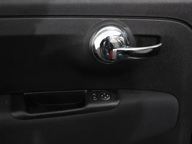 Fiat 500C 1.2 Lounge Automaat 2020 Benzine 13