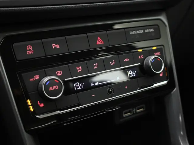 Volkswagen T-Cross 1.0TSI/115PK Style DSG 2019 Benzine 23