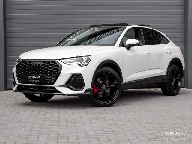 Audi Q3 Sportback 45 TFSI e S-Line 2022 Hybride Benzine