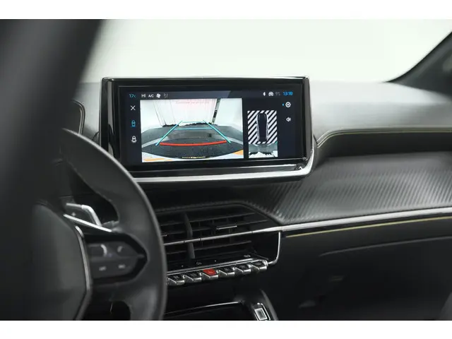 Peugeot 208 Hybrid 136 e-DCS6 GT 2024 Hybride Benzine 15