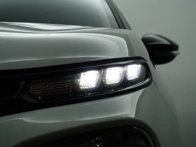 Citroën C3 1.2 PureTech Blackline- 2017 Benzine 26