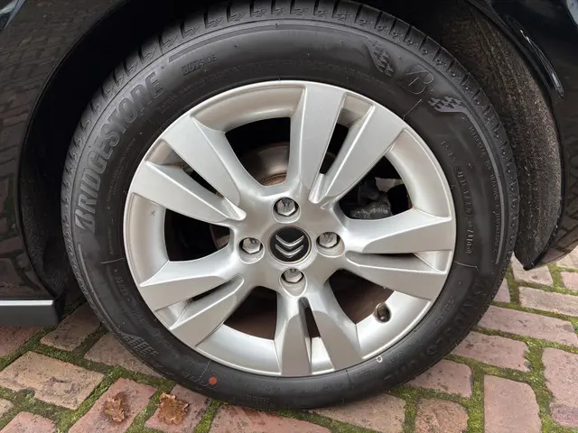 Citroën DS3 Cabrio 1.6 VTi So Chic 2013 Benzine 11