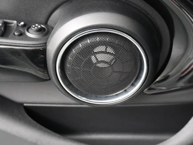 MINI 5-Deurs Cooper Dalston Edition 2021 Benzine 17