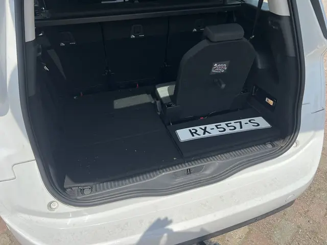 Citroën Grand C4 Picasso 1.2 PureTech Feel 2017 Benzine 9