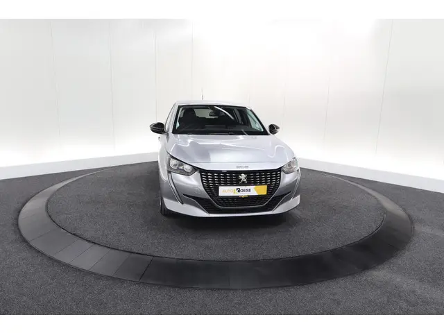 Peugeot 208 PureTech 100 Allure 2022 Benzine 71