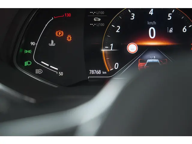 Renault Captur TCe 100 Intens 2020 Benzine 37