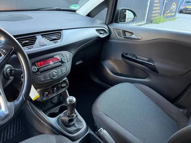 Opel Corsa 1.4 Edition 2017 Benzine 42