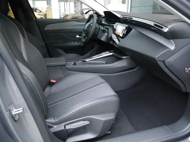 Peugeot e-308 SW Allure EV 54 kWh 2025 Elektrisch 11