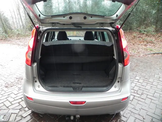 Nissan Note 1.4 Connect Edition 2012 Benzine 8