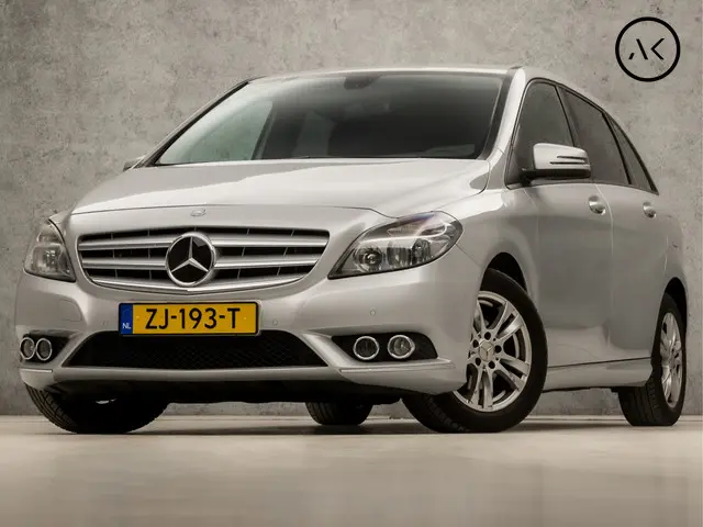 Mercedes-Benz B-Klasse 180 Prestige Sport 2014 Benzine